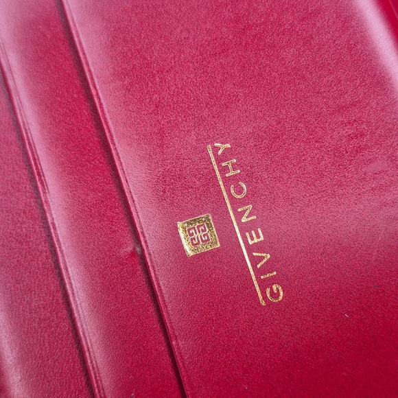 Givenchy Tri-Fold Kisslock Red Leather Wallet - Picture 7 of 17